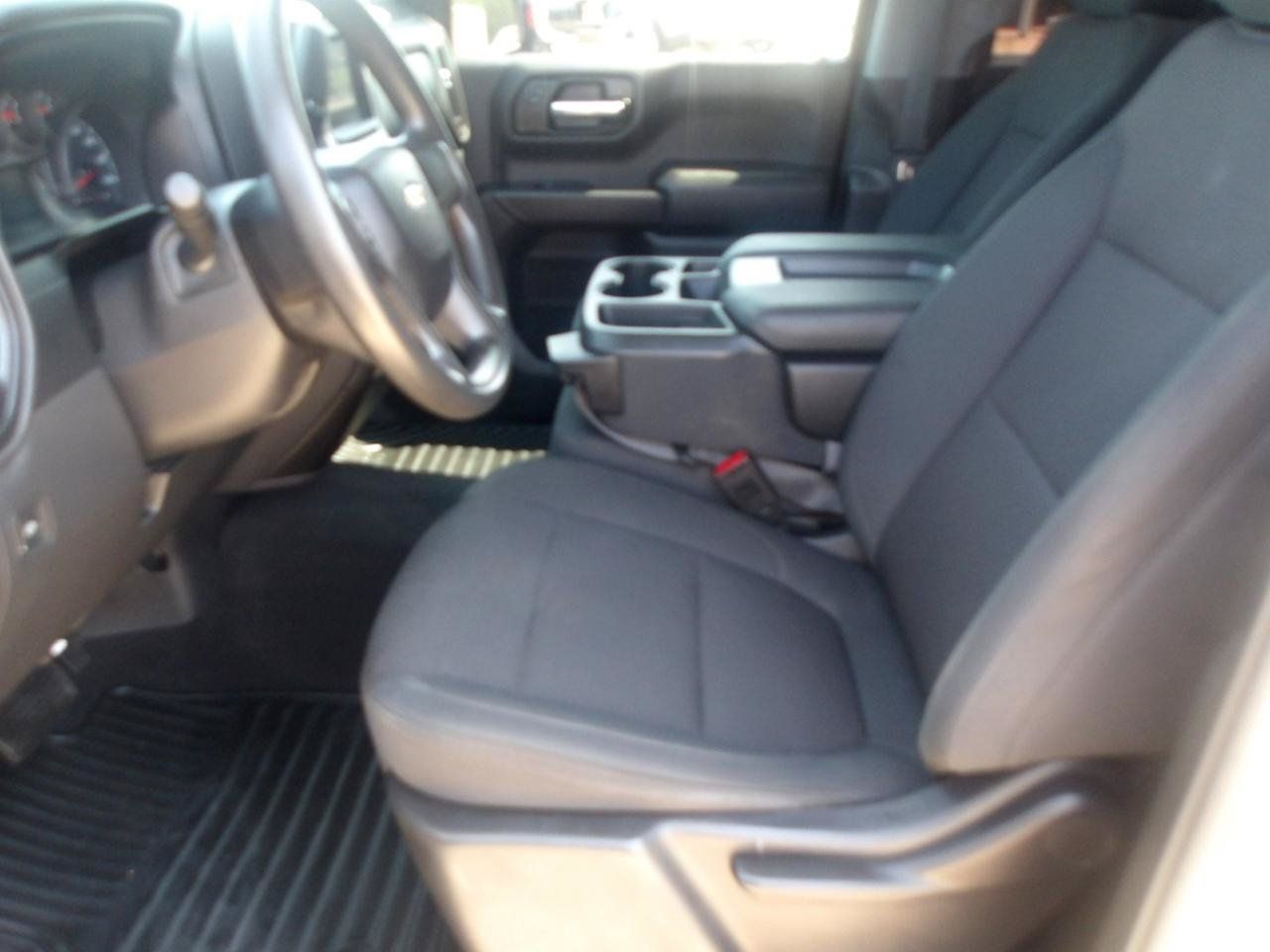 Used 2020 Chevrolet Silverado 1500 Custom w/ Custom Value Package RWD image 19