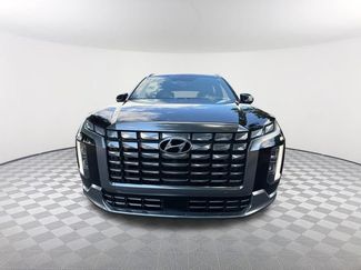 Used 2023 Hyundai Palisade Calligraphy w/ Cargo Package FWD video 2