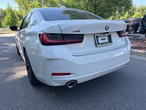 Used 2025 BMW 330i xDrive Sedan w/ Premium Package AWD/4WD image 7