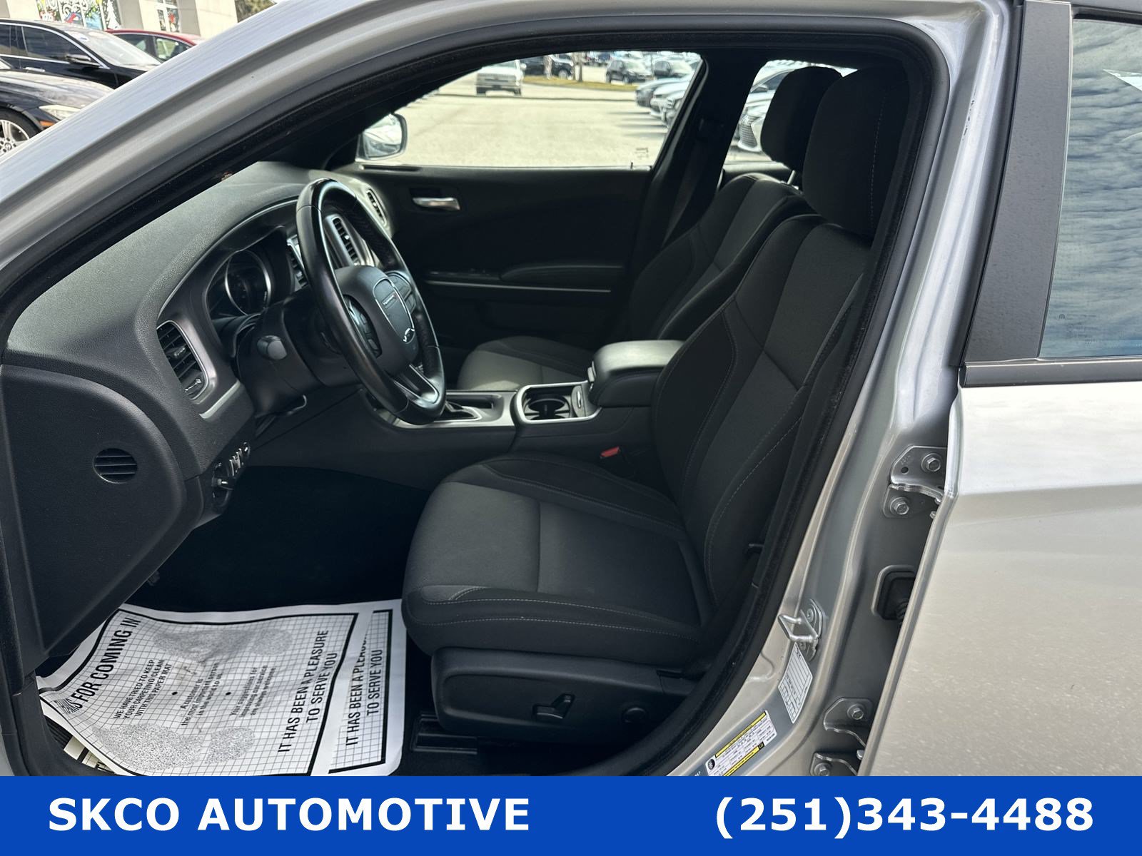Used 2022 Dodge Charger SXT RWD image 11