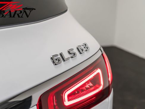 Used 2022 Mercedes-Benz GLS 63 AMG 4MATIC image 17