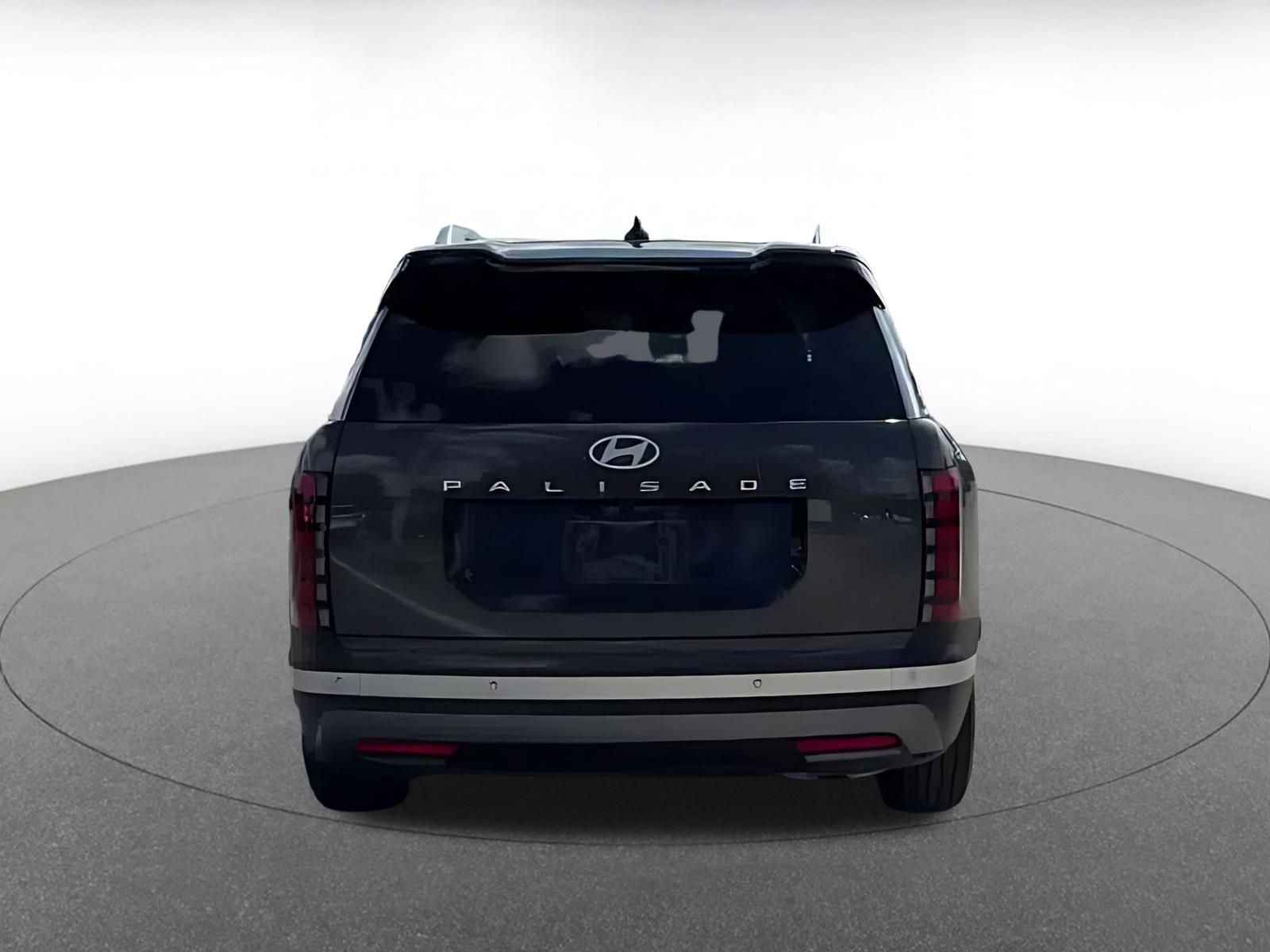 Used 2026 Hyundai Palisade SEL FWD image 12