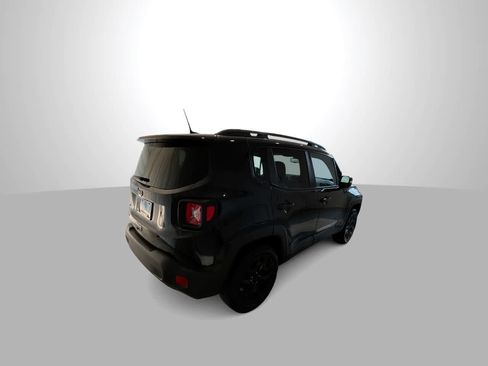 Used 2022 Jeep Renegade Altitude w/ Convenience Group AWD/4WD image 8