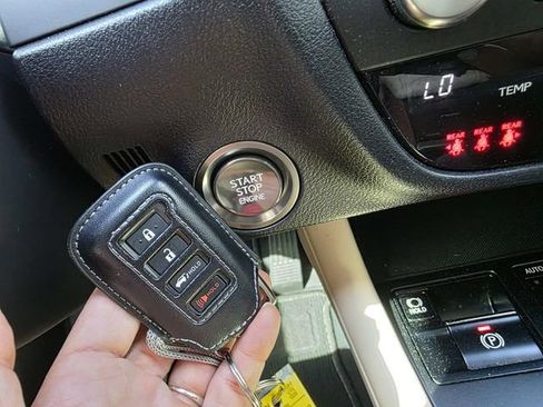 Used 2022 Lexus RX 350 FWD w/ Premium Package image 41