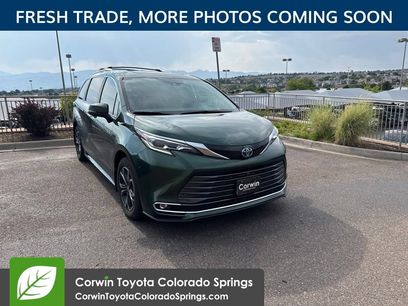 Used 2025 Toyota Sienna Platinum