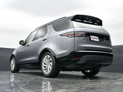 Used 2023 Land Rover Discovery S R-Dynamic AWD/4WD image 41