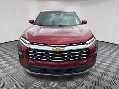 Used 2025 Chevrolet Equinox LT image 12