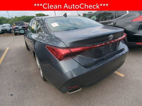 Used 2019 Toyota Avalon Limited w/ Advanced Safety Package FWD image 4