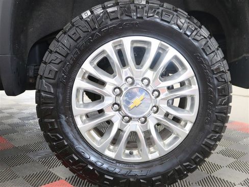 Used 2022 Chevrolet Silverado 2500 High Country w/ LPO, Dark Essentials Package image 25