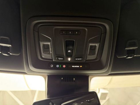 Used 2024 GMC Sierra 3500 AT4 w/ AT4 Preferred Package AWD/4WD image 15