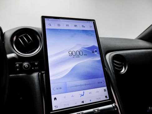 Used 2013 Nissan GT-R Premium image 64