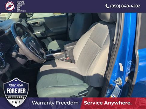 Used 2018 Toyota Tacoma SR5 RWD image 9