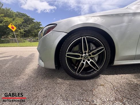 Used 2019 Mercedes-Benz E 300 image 16
