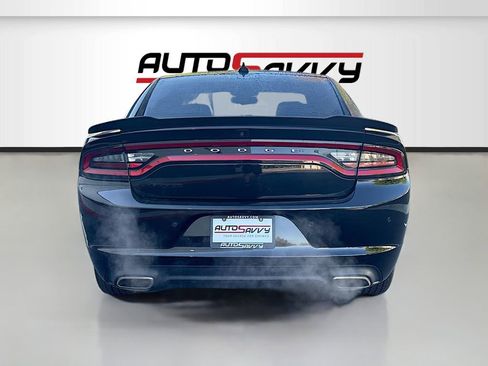 Used 2017 Dodge Charger SXT w/ Driver Confidence Group AWD/4WD image 6