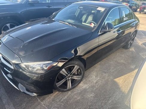 Used 2025 Mercedes-Benz C 300 Sedan image 3