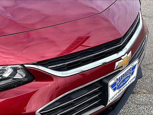 Used 2018 Chevrolet Malibu LT w/ Driver Confidence Package FWD image 28
