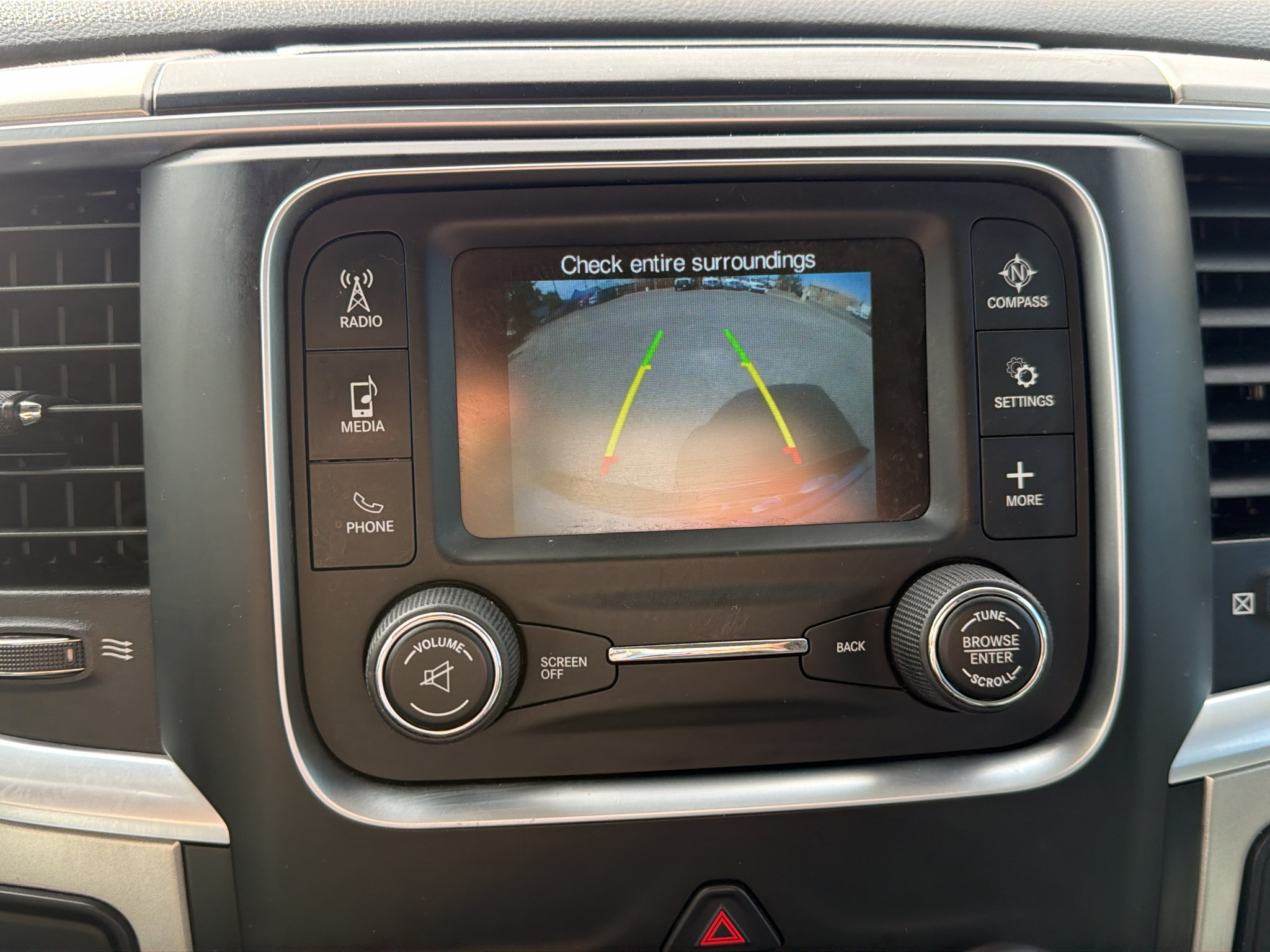 Used 2018 RAM 3500 SLT AWD/4WD image 29