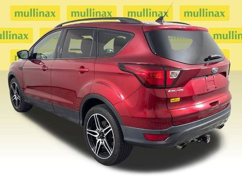 Certified 2019 Ford Escape SEL FWD image 4