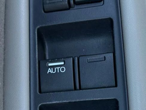 Used 2016 Honda HR-V LX image 22