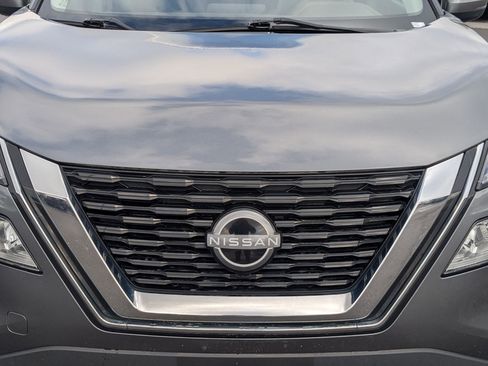 Used 2022 Nissan Rogue SV image 10