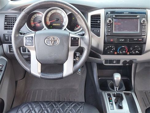 Used 2013 Toyota Tacoma PreRunner image 15