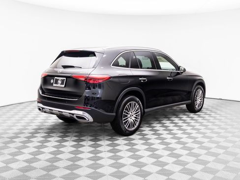 New 2025 Mercedes-Benz GLC 300 4MATIC image 5