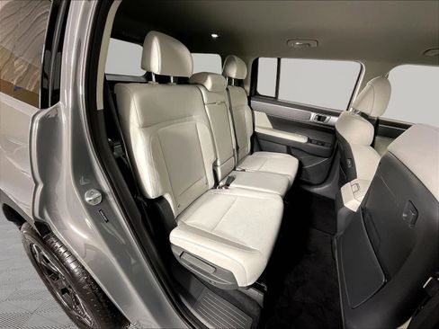 Certified 2026 Hyundai Santa Fe SE AWD/4WD image 25