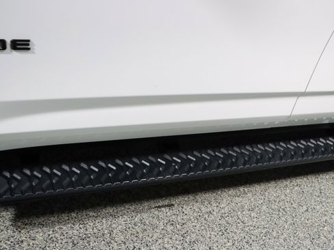 Used 2022 Chevrolet Tahoe Z71 w/ Z71 Off-Road Package image 12