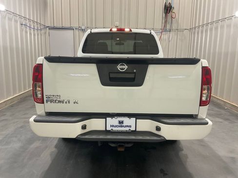 Used 2021 Nissan Frontier S RWD image 21