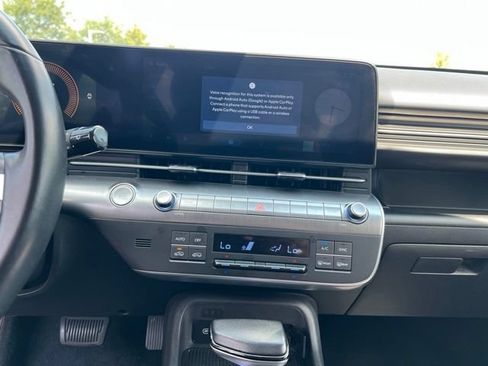 Used 2025 Hyundai Kona SEL FWD image 16