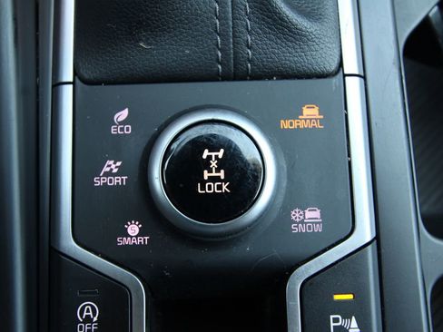 Used 2024 Kia Sorento S w/ Panoramic Sunroof Package AWD/4WD image 28