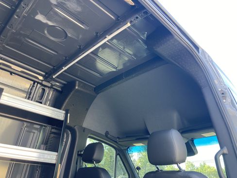 Used 2024 Mercedes-Benz Sprinter 2500 image 20