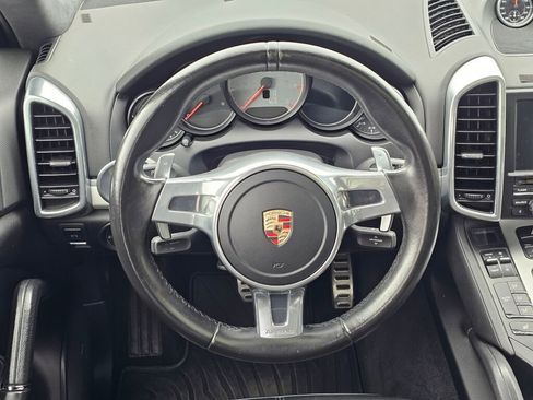 Used 2013 Porsche Cayenne GTS AWD/4WD image 20