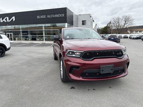 Used 2023 Dodge Durango GT image 1