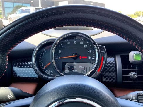 Used 2019 MINI Cooper S FWD image 15