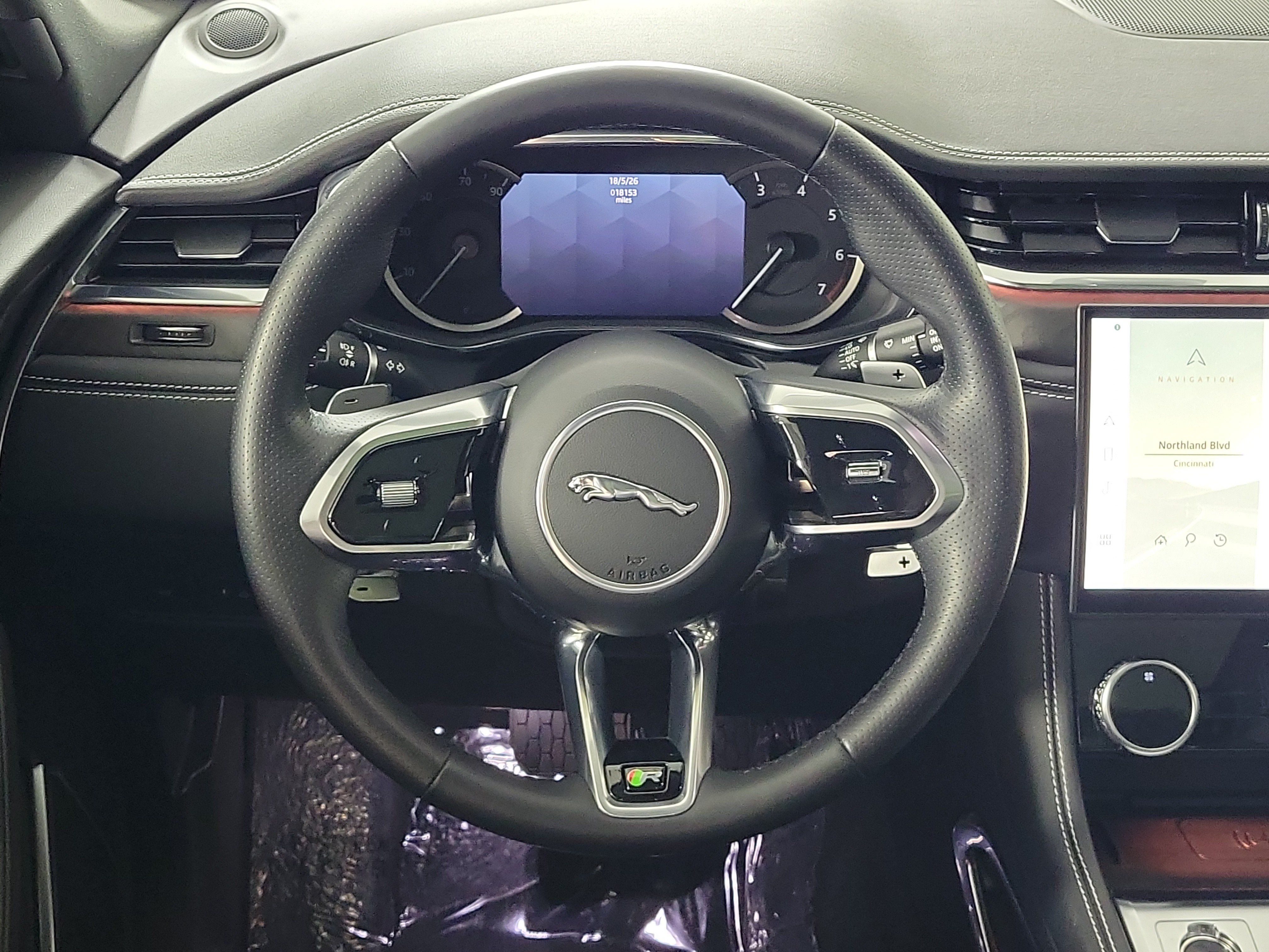 Used 2023 Jaguar F-PACE R-Dynamic S AWD/4WD image 12