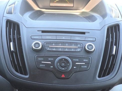 Used 2018 Ford Escape SE image 33