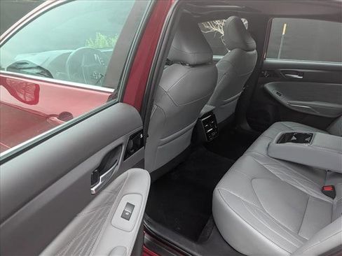 Used 2020 Toyota Avalon Limited w/ Advanced Safety Package image 22