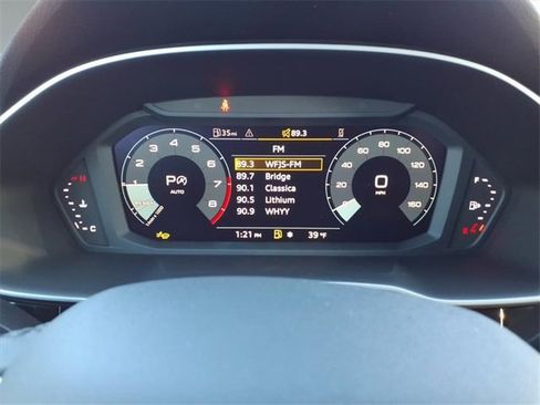 New 2025 Audi Q3 2.0T Premium image 10