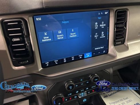 New 2025 Ford Bronco Outer Banks w/ Black Appearance Package image 14