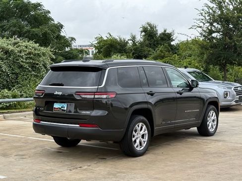 Used 2022 Jeep Grand Cherokee L Limited AWD/4WD image 5
