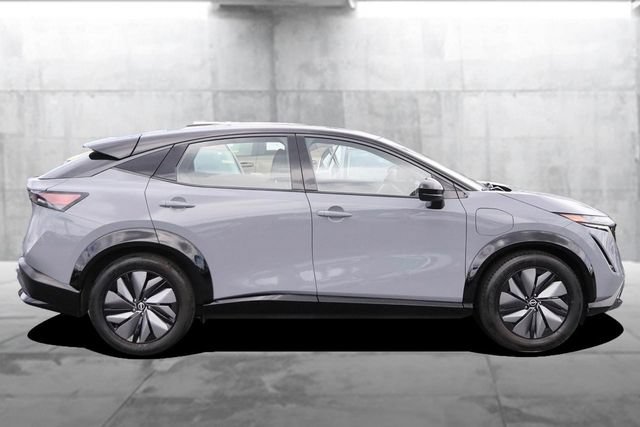 Used 2024 Nissan Ariya AWD image 5