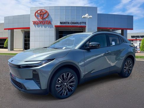 New 2026 Toyota C-HR AWD/4WD image 4