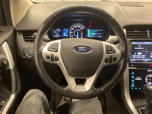 Used 2013 Ford Edge Sport w/ Driver Entry Pkg image 16