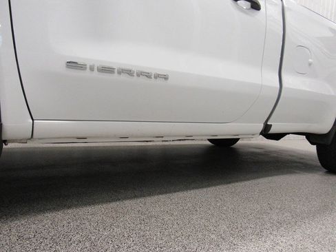 Used 2024 GMC Sierra 1500 Pro w/ Pro Value Package AWD/4WD image 18