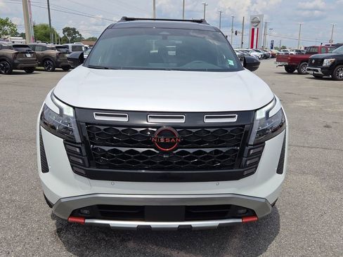 New 2026 Nissan Pathfinder Rock Creek AWD/4WD image 17