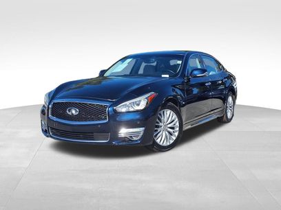 Used 2015 INFINITI Q70 L 5.6 w/ V8 Deluxe Technology Package