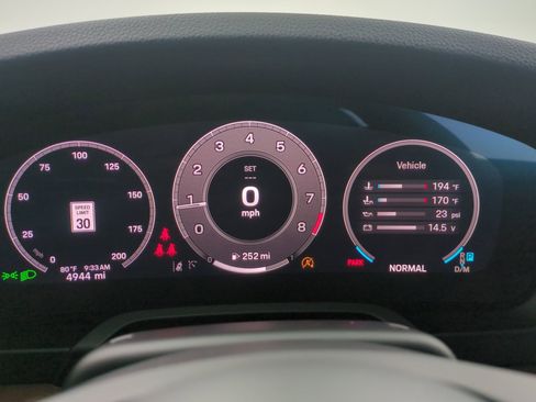 Certified 2025 Porsche 911 Carrera RWD image 12