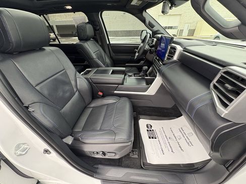 Certified 2025 Toyota Sequoia Platinum image 15