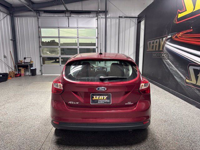 Used 2014 Ford Focus SE FWD image 11